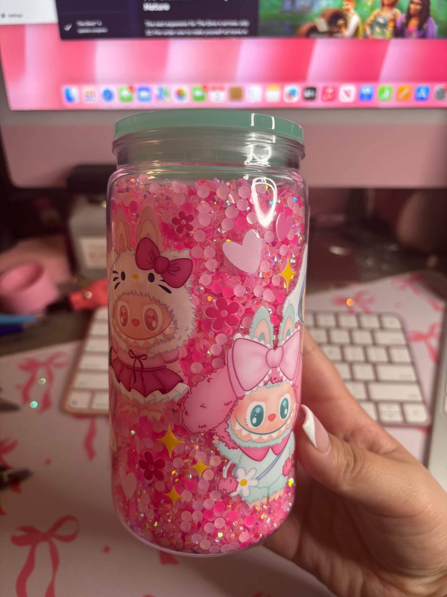 Cup hello kitty labubu